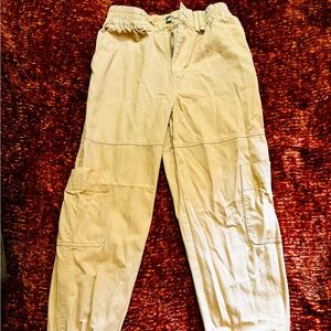 Women’s forever 21 cream baggy pants size small
